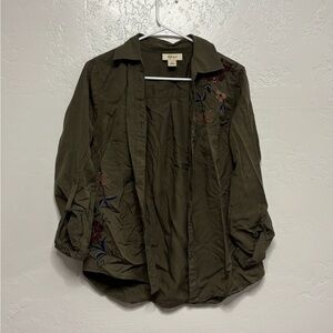 Womens size small button up shirt, #F1201